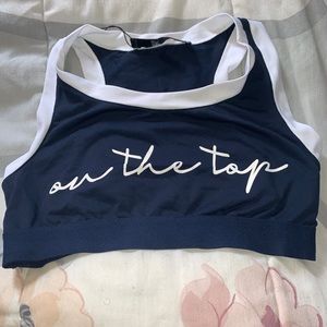 Women crop top